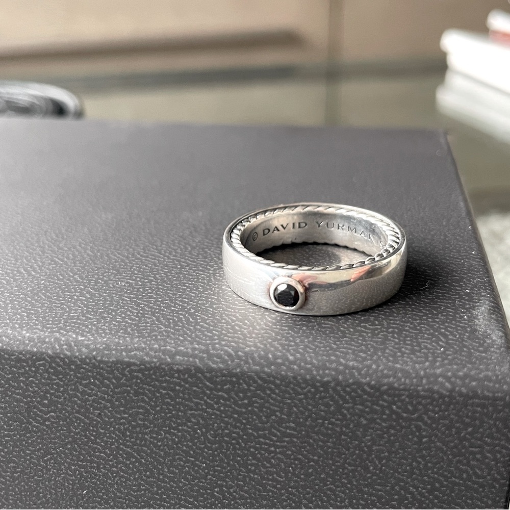 DAVID YURMAN / Size 10.5 Streamline Band Ring With Center Black Diamond